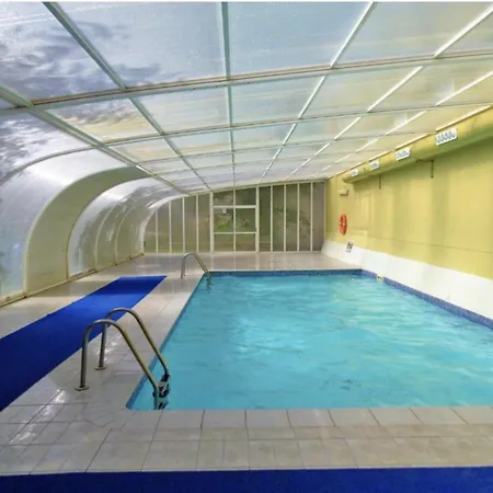 Con Vistas Y Piscina
