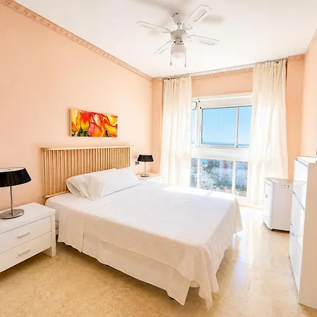 Apartamento Con Vistas Y Piscina Benidorm